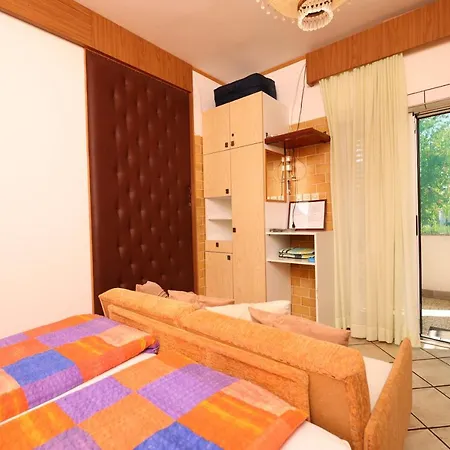 Apartamento Pika Krk Town