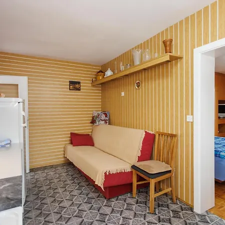 Apartment Pika